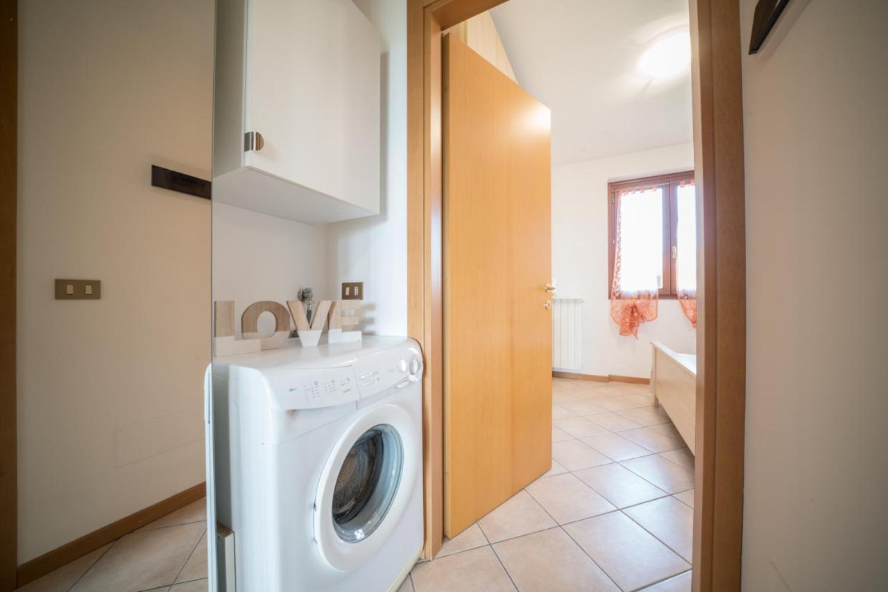 Gardappartamenti Cascinale Pool Десенцано дел Гарда Екстериор снимка